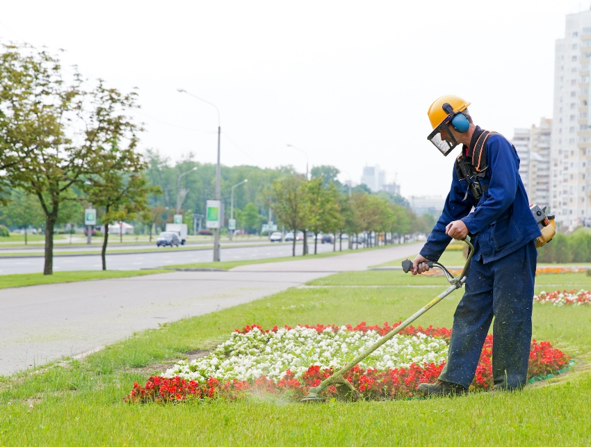 LOUERAT Paysagiste En Loire Atlantique 44 LOUERAT Entretient Votre Jardin Et Votre Espace Vert